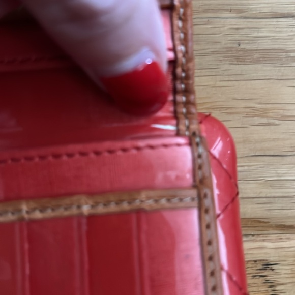 NWOT - CONSUELA - Quilted Red bifold Wallet light red - Picture 10 of 10